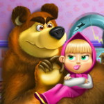 Маша и Медведь моют игрушки